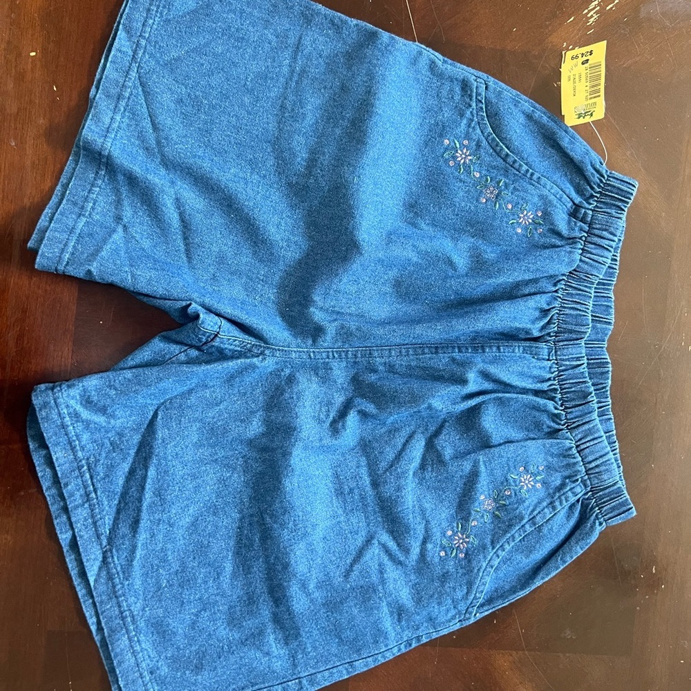 Vintage Northern Reflections Blue Denim Shorts with floral pocket design